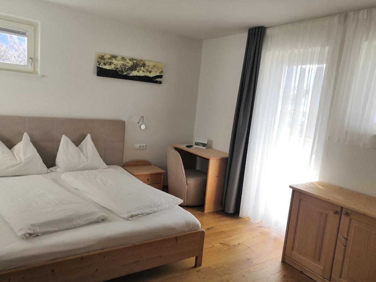 Burgunderhof Villa Монтаня Екстериор снимка